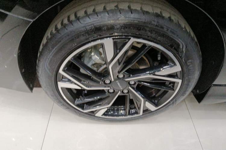 Used Lynk & Co 03 2025 1.5TD DCT Champion Edition Pro