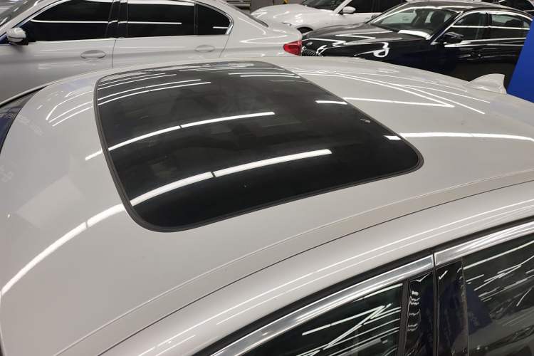 Used BMW 5 Series 2022 Second Facelift 525Li Luxury Package
