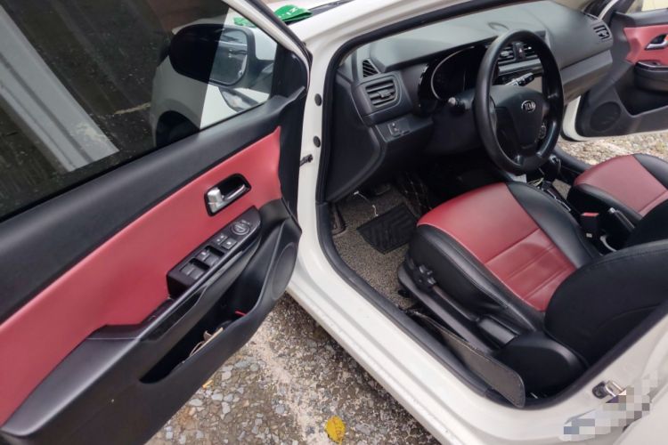 Used Kia K2 2015 Hatchback 1.4L AT GLS Cool Edition
