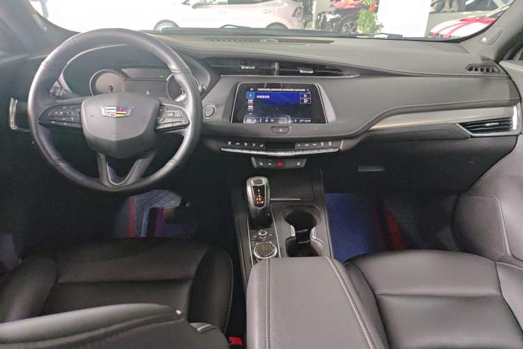 Used Cadillac XT4 2018 28T Two-Wheel Drive Leading Version