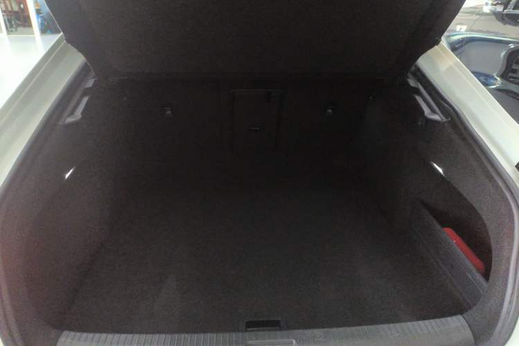 Used Volkswagen FAW-Volkswagen CC 2021 380TSI Striking Edition Trunk