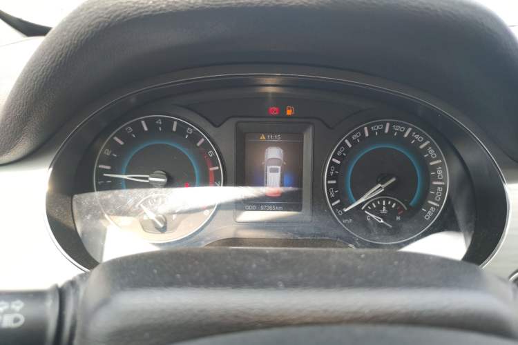 Used Haval H2 2017 Red-Label 1.5T Manual Two-Wheel Drive Luxury Model