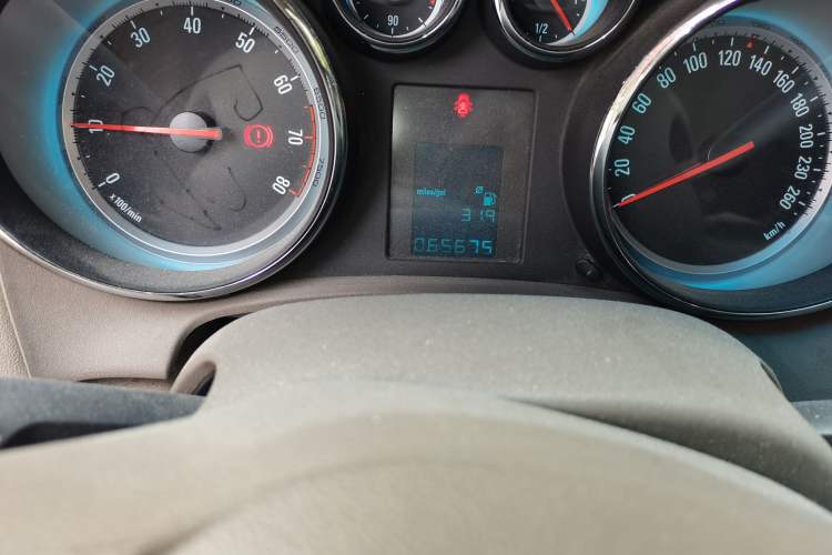 Used Buick GT 2013 GT 1.6L Manual Entry-Level Model