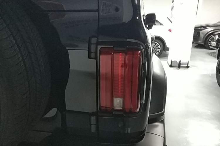 Used Tank 300 2025 2.0T Challenger