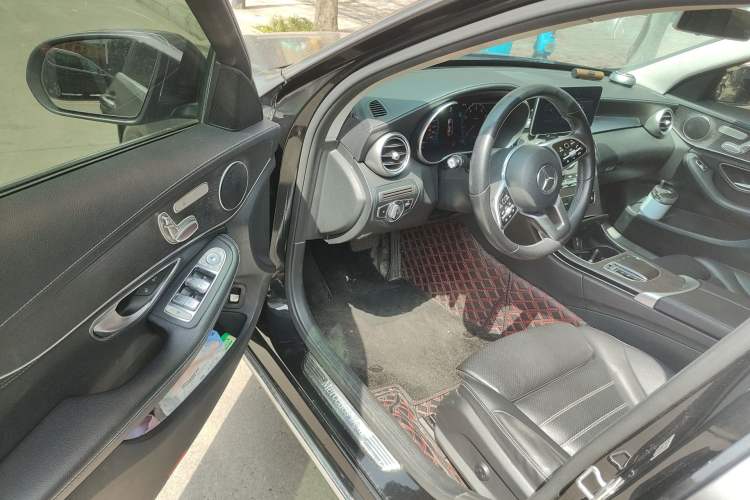 Used Mercedes-Benz C-Class 2019 Updated C 260 L Driver Seat