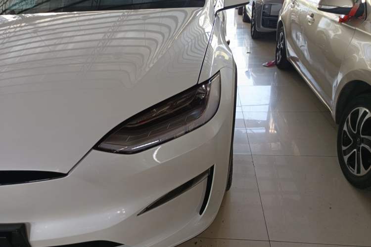 Used Tesla Model X 2023 Dual-Motor All-Wheel-Drive Version