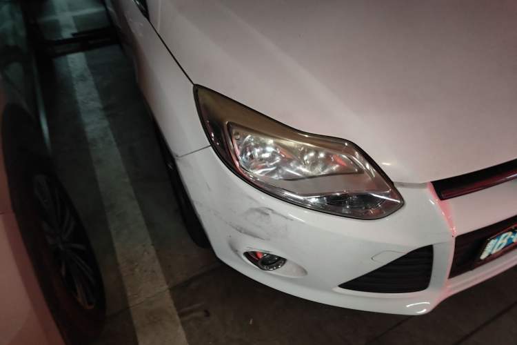 Used Ford Focus 2012 Hatchback 1.6L Automatic Fashion Edition
