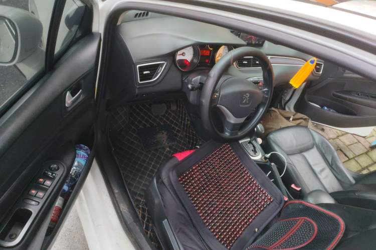 Used Peugeot 308 2014 Enjoy Edition Classic 1.6L Automatic Premium Model
