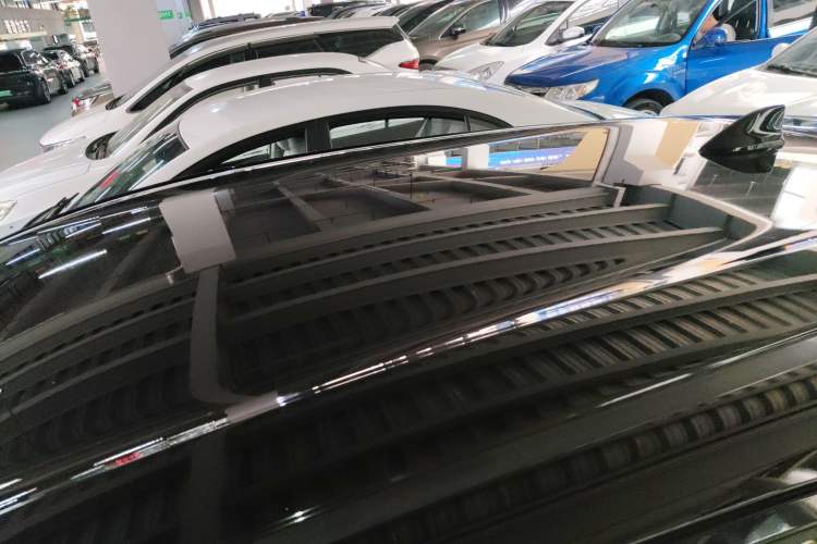 Used Honda Vezel 2017 1.8L CVT 2WD Elite Model