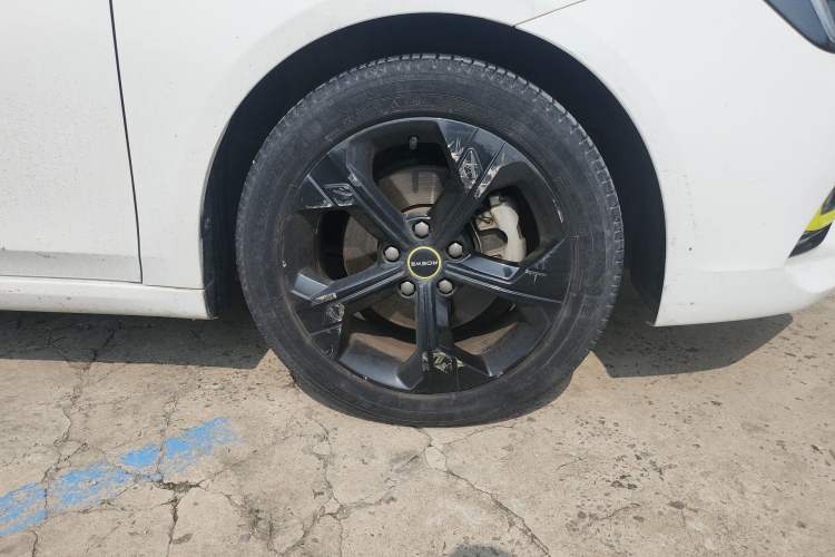 Used Roewe i6 MAX 2020 300TGI Automatic Sporty Cool Edition
