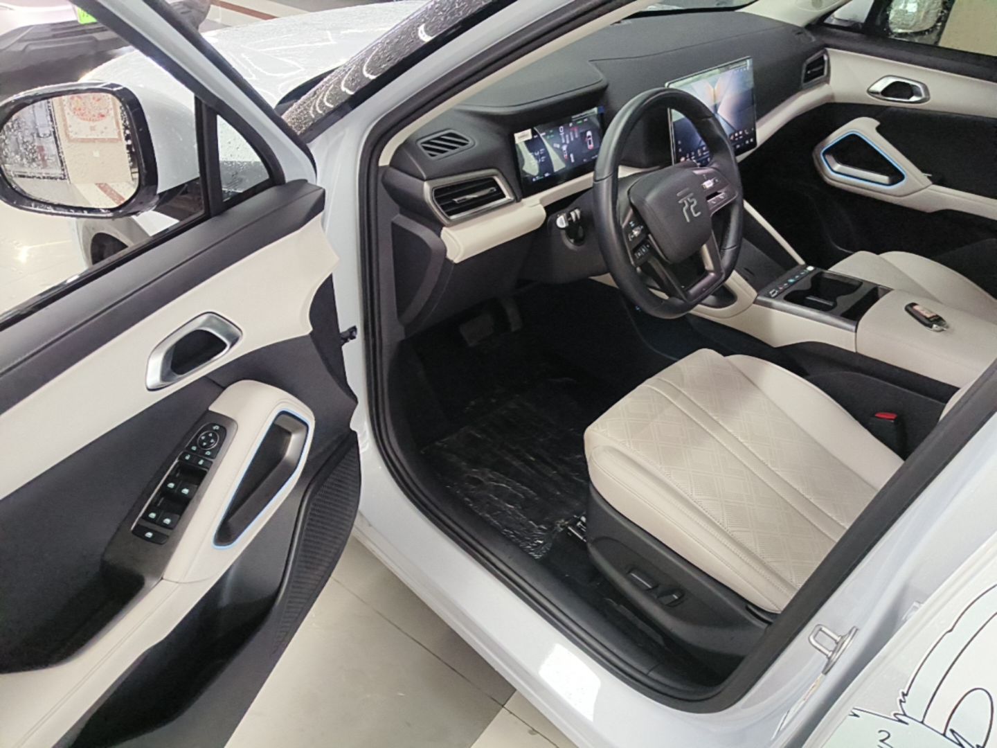 BYD Yuan UP 2025 Intelligent Driving Version 401 km Beyond-Range Edition — снимка 18