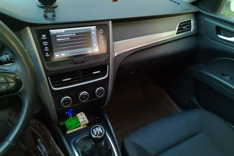 Used Bestune B30 2016 1.6L manual luxury version
