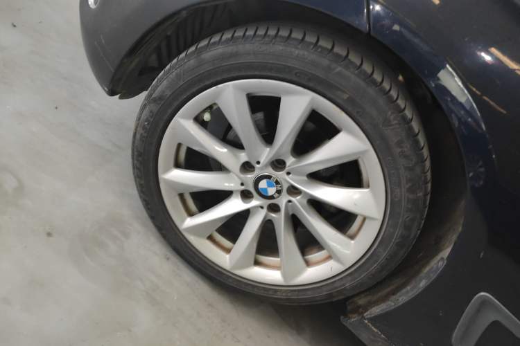 Used BMW 3 Series GT 2018 320i Sport Edition Left Front Wheel Hub
