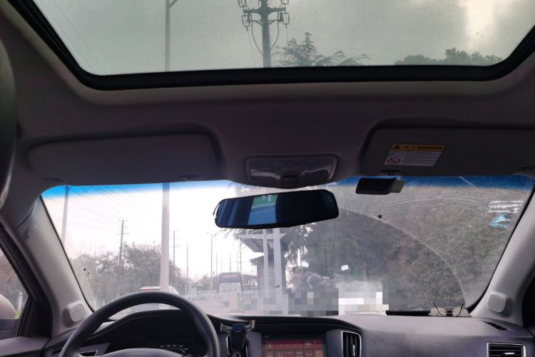 Used Roewe 360 2015 1.5L Manual Luxury Edition
