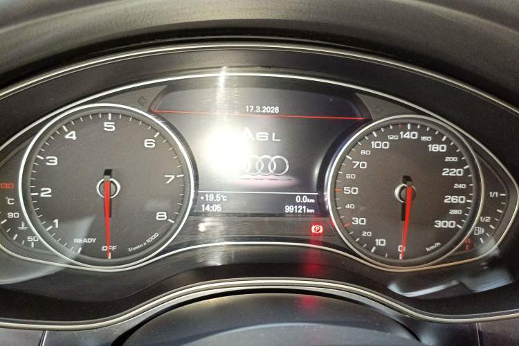 Used Audi A6L 2018 30th Anniversary Edition 35 TFSI Fashion Model
