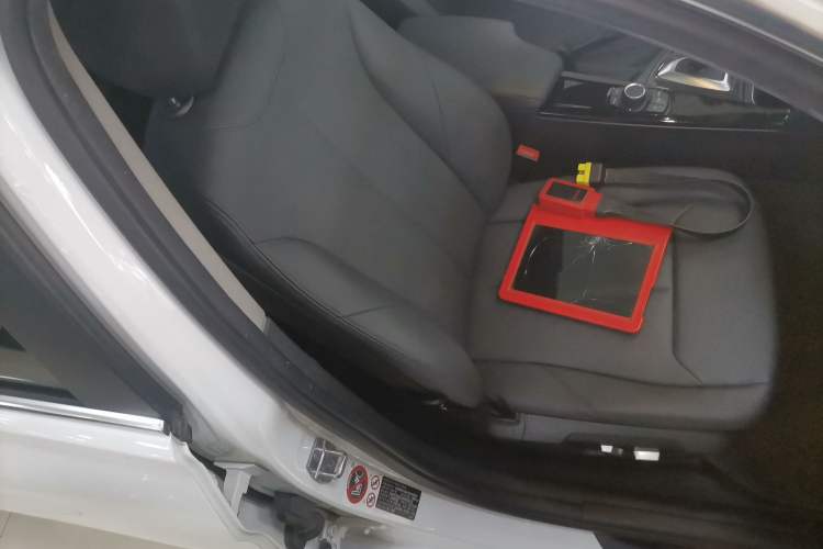 Used BMW 3 Series 2017 320Li Fashion Model
