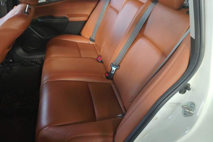 Used Honda Jade 2017 1.8L Automatic Classic Edition 5 seats
