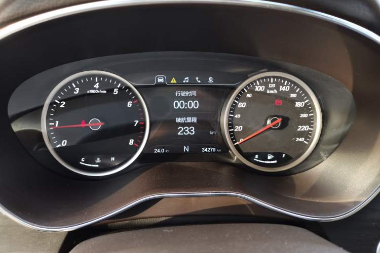 Used Baojun 730 2017 1.8L iAMT Prestige Version 7 Seats Instrument Cluster