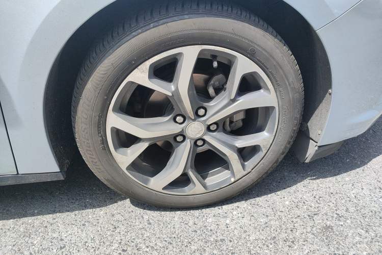 Used Buick VELITE 5 2017 Urban Extended-Range Model