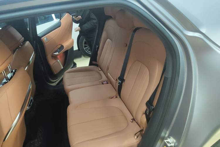 Used CHANGAN NEVO E07 2025 All-Electric 4x4 90kWh Ultra High-Performance Edition
