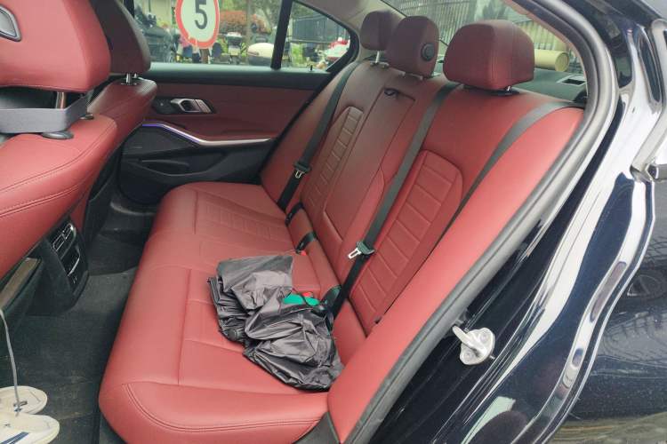 Used BMW 3 Series 2021 Second Facelift 325i M Sport Night Edition Package
