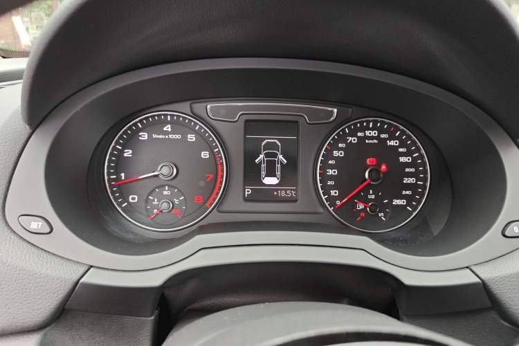 Used Audi Q3 2018 30th Anniversary Edition 30 TFSI Fashion Model
