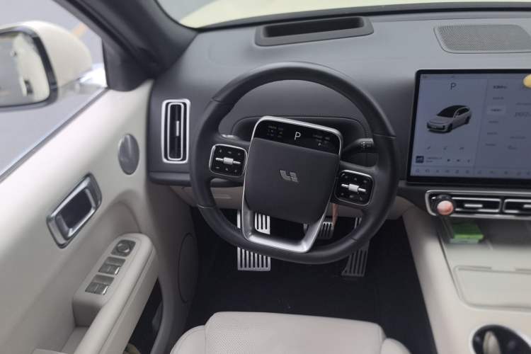 Used Li Auto L7 2023 Max model

