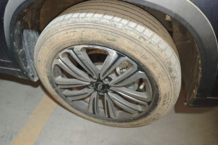 Used Chery Tiggo 8 2020 Revised Version 290TGDI Automatic Luxury Edition Right Front Wheel Hub