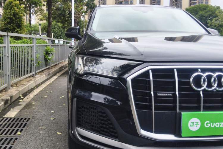 Used Audi Q7 2020 55 TFSI quattro S line sports model