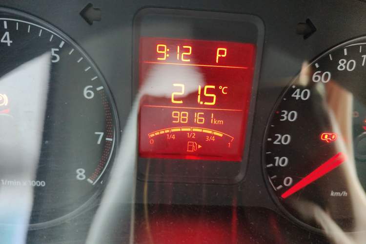 Used Volkswagen Polo 2013 1.6L Automatic Comfort Edition Odometer Close Up