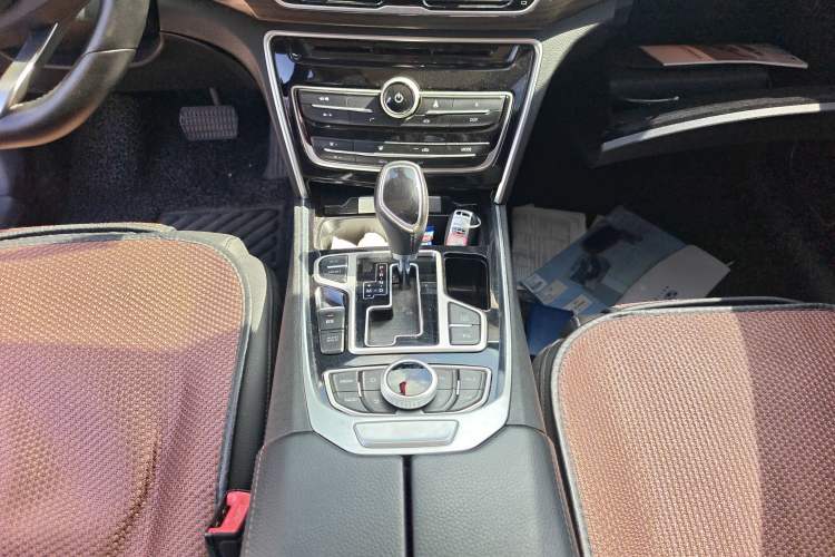 Used Geely Auto Emgrand GT 2017 2.4L Luxury Model Gear Lever