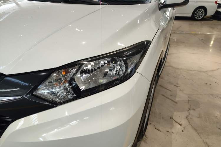 Used Honda Vezel 2015 1.5L CVT two-wheel drive Comfort trim
