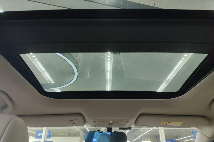 Used Nissan Murano 2019 2.5L XL Two-Wheel Drive Smart Connect Luxury Edition China VI Standard Headliner