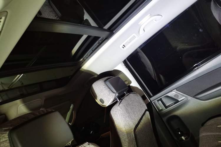 Used Volkswagen Sharan 2016 380TSI Comfort Edition 7-Seater
