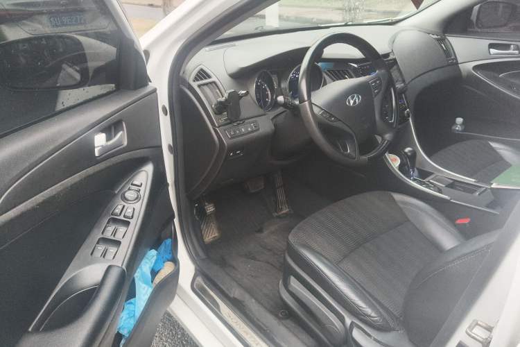 Used Hyundai Sonata 2011 2.0L Automatic Leading Edition