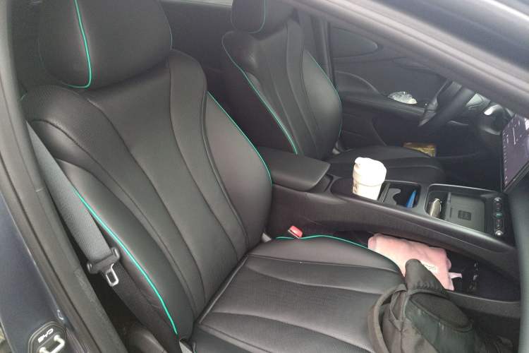 Used BYD Dolphin 2025 Intelligent Driving Version 410 km Fashion Edition
