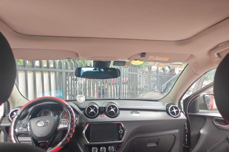 Used Soueast DX3 2016 1.5L Manual Flagship Version Headliner