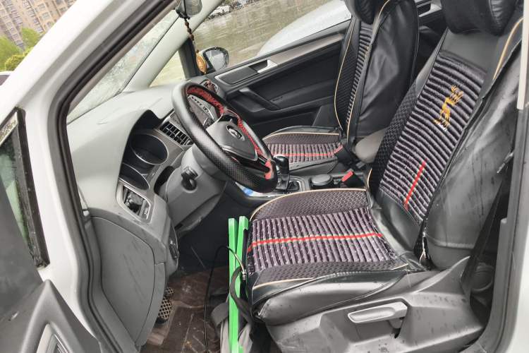 Used Volkswagen Golf Sportsvan 2016 1.6L Automatic Comfort Model Left Front Seat