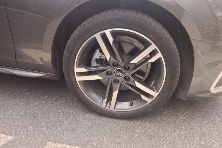 Used Audi A4L 2022 40 TFSI Fashion Dynamic Model