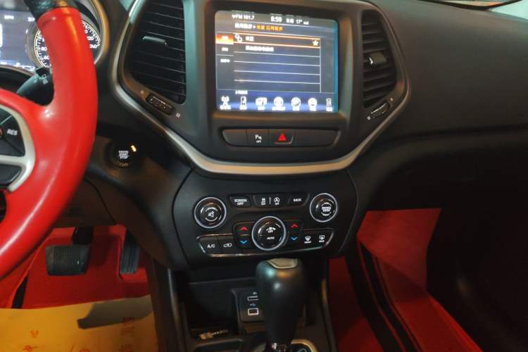 Used Jeep Cherokee 2017 2.4L Leading Smart Edition