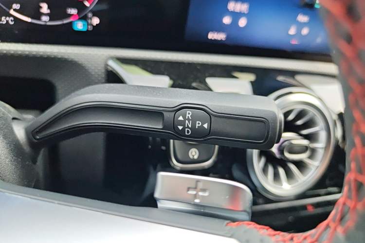 Used Mercedes-Benz A-Class 2023 A 200 L Fashion Model Gear Lever