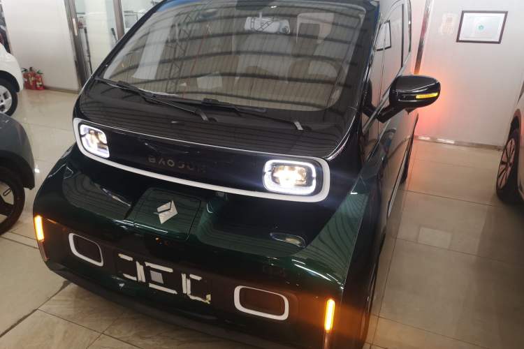 Used Baojun KiWi EV 2022 Artist Lite Edition Lithium Iron Phosphate