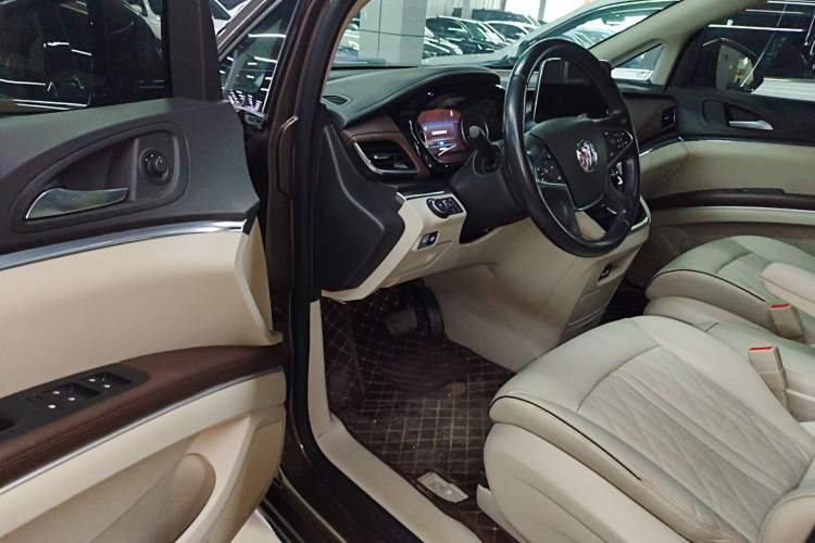 Used Buick GL8 2023 Land Executive Class 652T Luxury Model