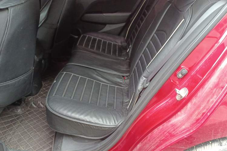 Used Hyundai Elantra (6th Generation / Lingdong) 2016 1.6L Automatic ZhiXuan – Elite Version Left Rear Seat