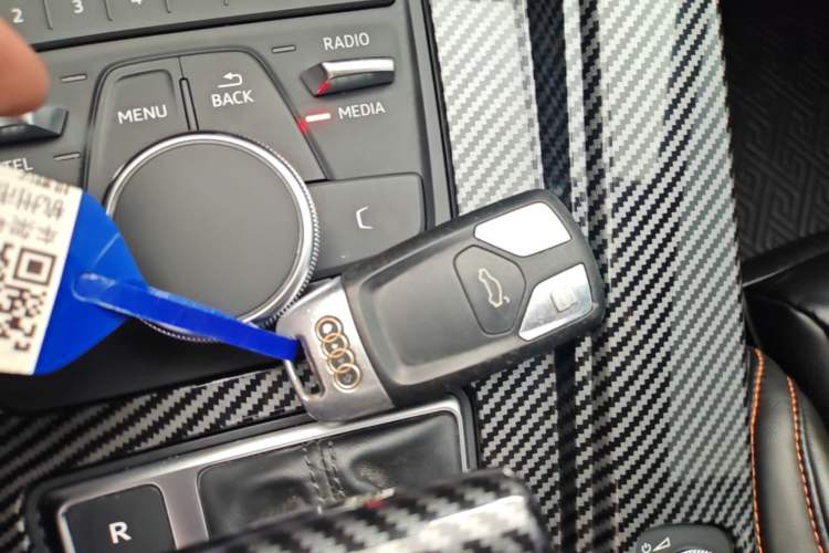 Used Audi A4L 2017 Plus 40 TFSI Ambition Model
