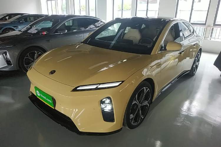Used Nio ET5 2025 75 kWh