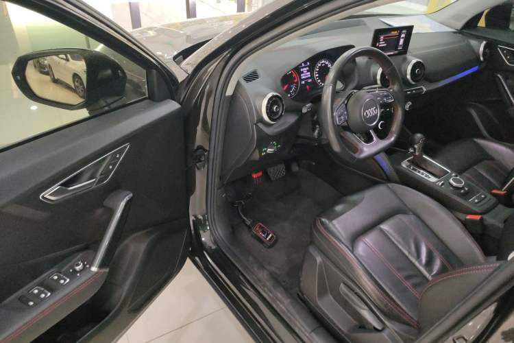 Used Audi Q2L 2022 35 TFSI Progressive Dynamic Edition Driver Seat