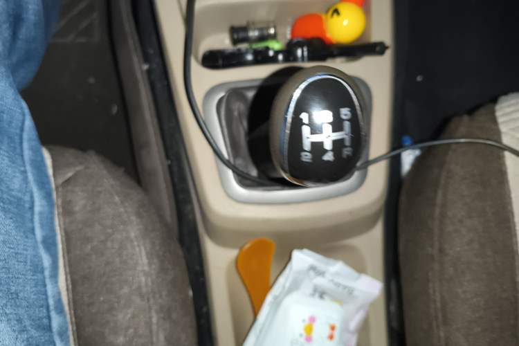 Used BAIC Weiwang M30 2017 1.5L M30S Standard DAM15DL Gear Lever