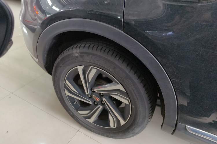 Used Hongqi HS5 2022 Revised Version 2.0T Smart Connect Flagship Edition
