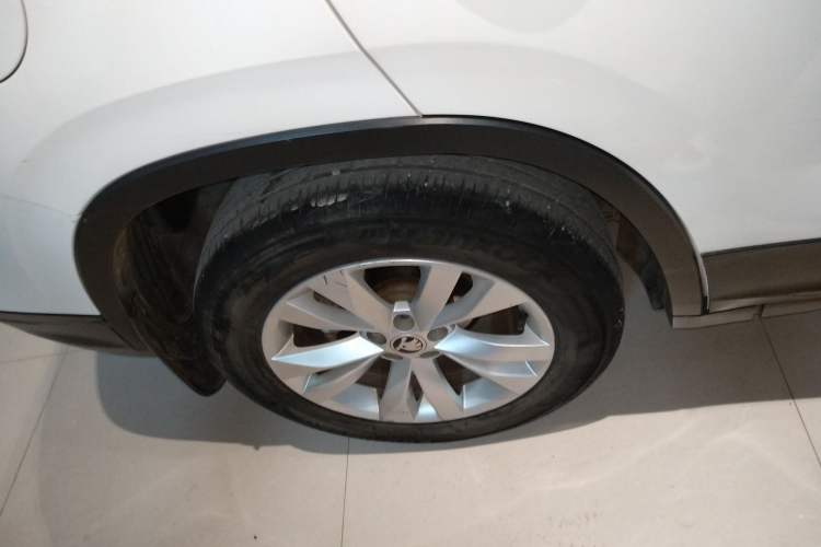 Used Skoda Kamiq 2021 1.5L Automatic Standard Edition Right Rear Wheel Hub